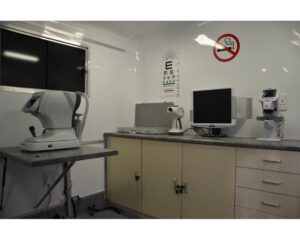 Mobile Labs and Clinics (24)