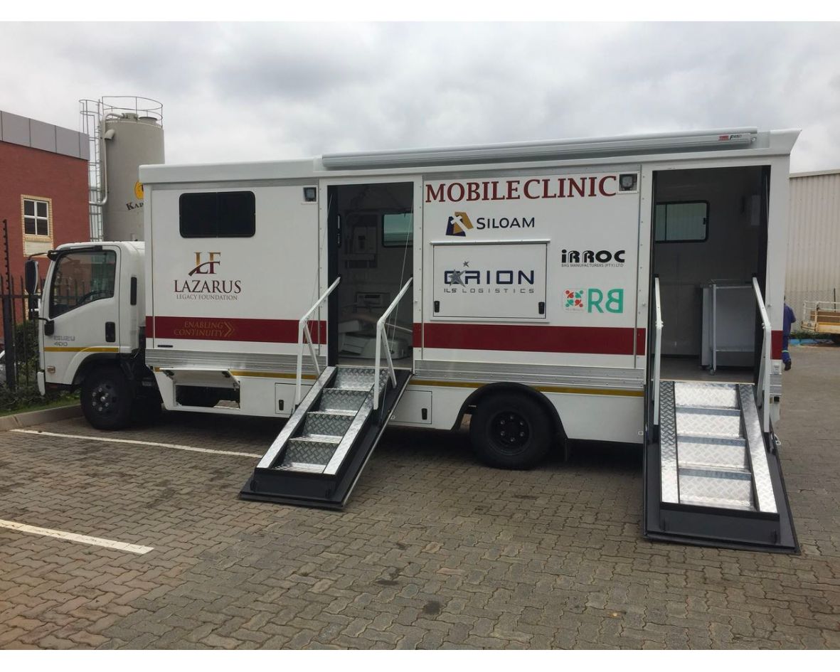 Mobile Labs and Clinics (26)