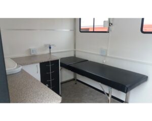 Mobile Labs and Clinics (27)