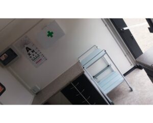 Mobile Labs and Clinics (31)