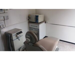 Mobile Labs and Clinics (32)