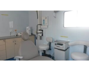 Mobile Labs and Clinics (9)